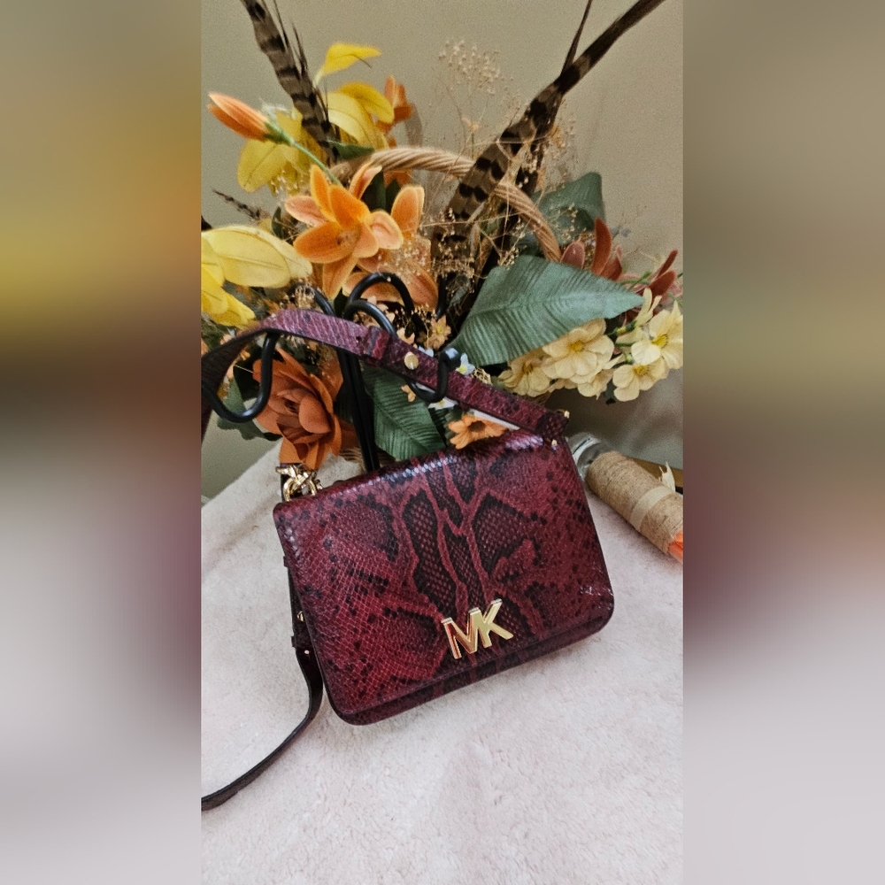 NWT Michael Kors MK Mott Red/black snake skin gold chain flap over bag